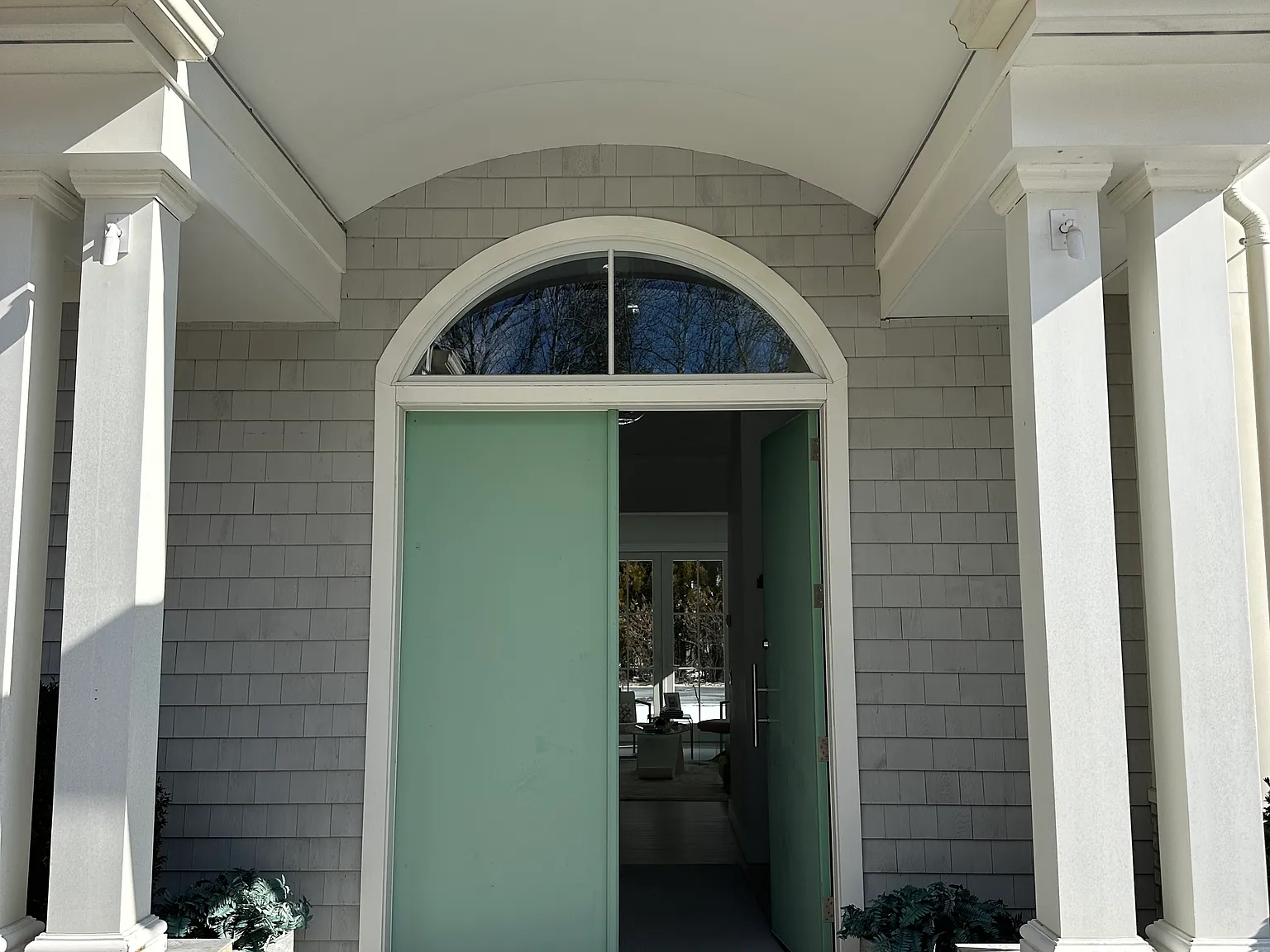 Charming East Hampton Summer Rental — Photo 3