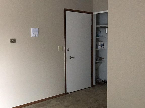 5th image of 2578 N 124th St APT 464