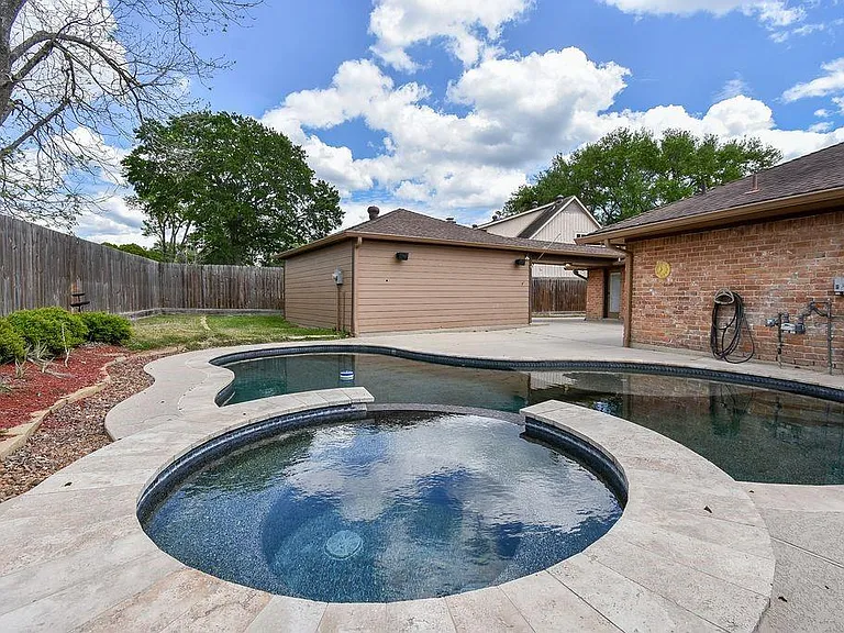 21338 Park Villa Dr — Photo 23