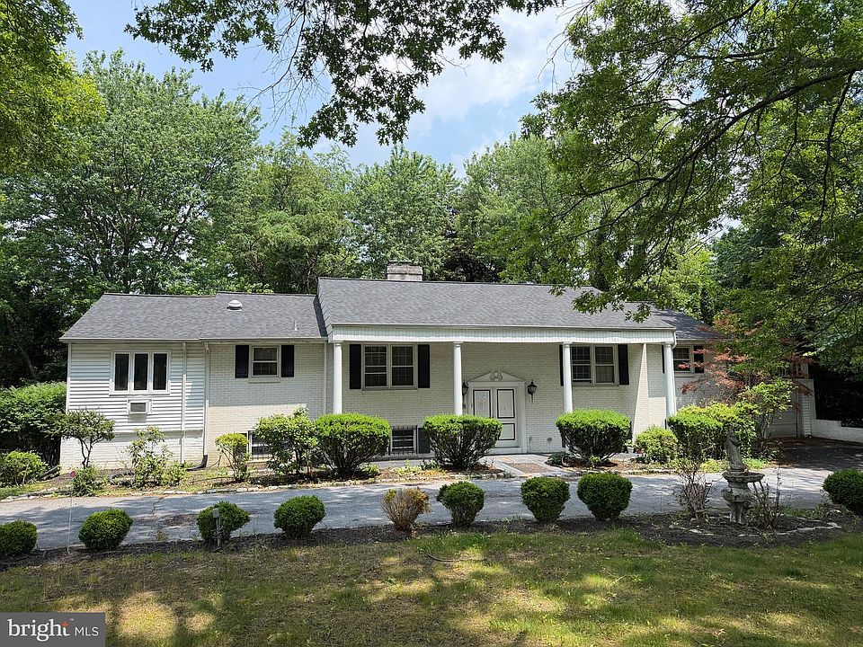 1st image of 4005 Fargreen Rd