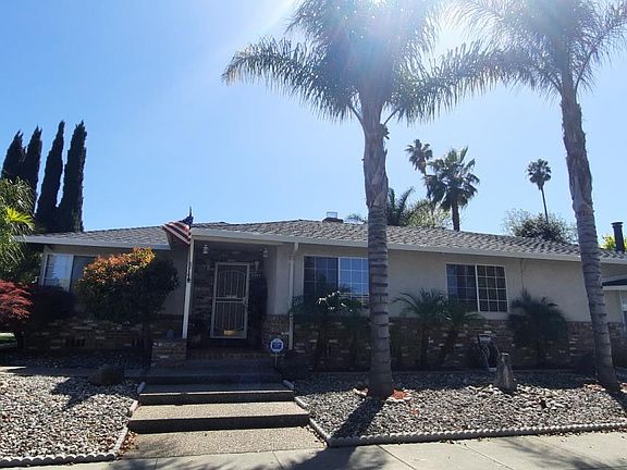 2nd image of Whitethorne Dr