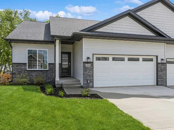 1010 Switchgrass Ln, Ely, IA 52227