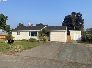 246 S N St, Cottage Grove, OR 97424