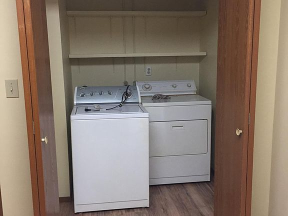 5th image of 2410 Silkwood Dr