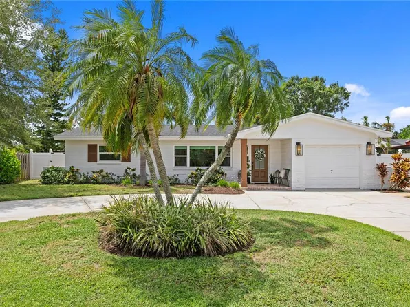 154 45th Ave NE, Saint Petersburg, FL 33703
