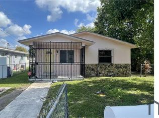 525 NW 98th St, Miami, FL 33150