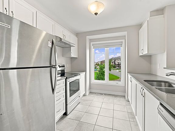 4th image of 84 Feathertop Ln
