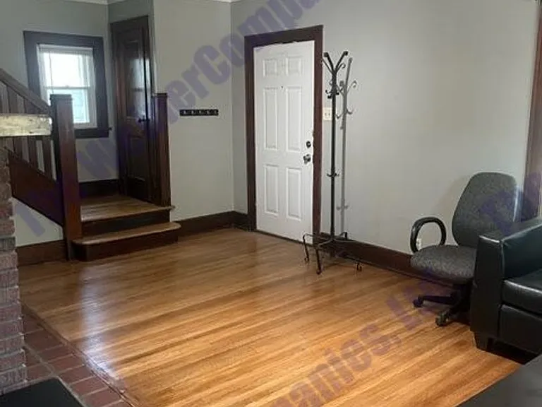 105 N Coler Ave — Photo 5