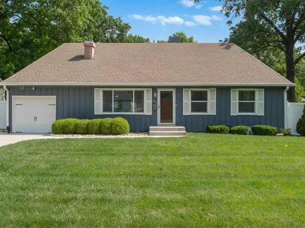 5914 W 76th Ter, Prairie Village, KS 66208