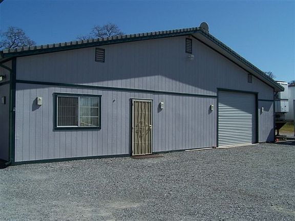 Fantastic 50x60 shop!