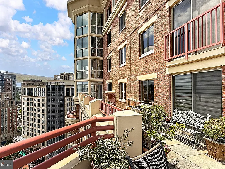 2181 Jamieson Ave #1803 — Photo 71