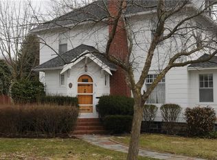 54 East Ave, Akron, NY 14001