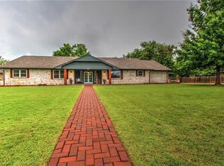 1835 W David Dr, Mustang, OK 73064