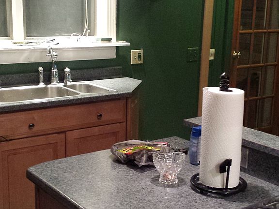 Large eat in kitchen