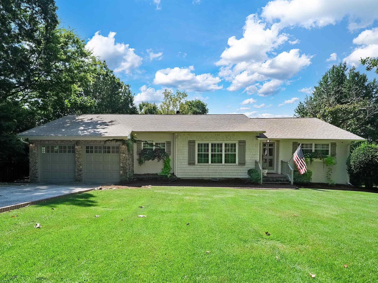 1905 Southwood Rd, Vestavia Hills, AL 35216 Zillow