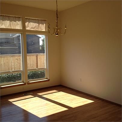 5th image of 201 W Edgewood Dr