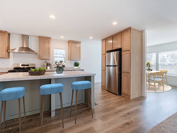 4th image of 601 N Kirby St #183