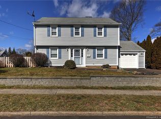 141 Seaflower Rd, Milford, CT 06460