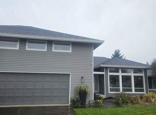 19706 34th St E, Lake Tapps, WA 98391