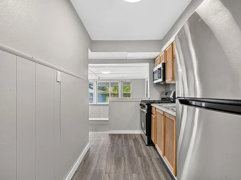 161 Cameron Rd — Photo 2