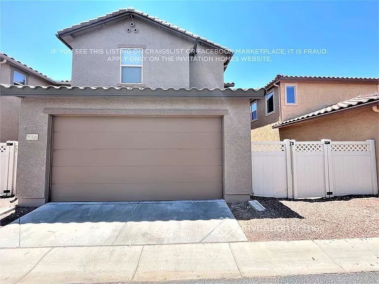 952 S Hawk Ln — Photo 18