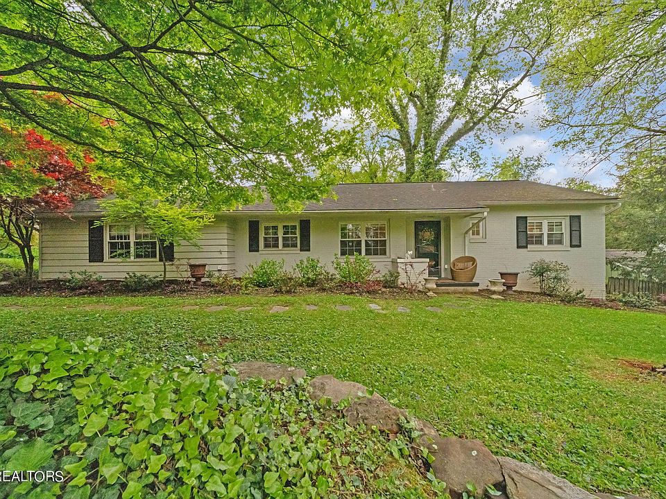 1st image of 5000 Summit Cir