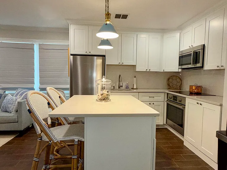 1201 Ocean Ave #24 — Photo 4