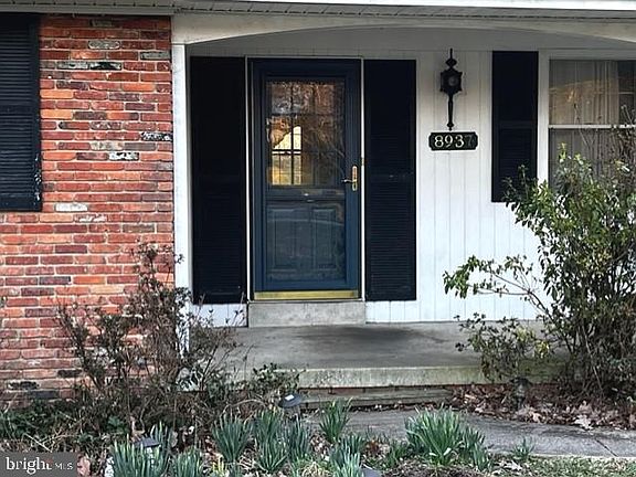 5th image of 8937 Chapel Ave