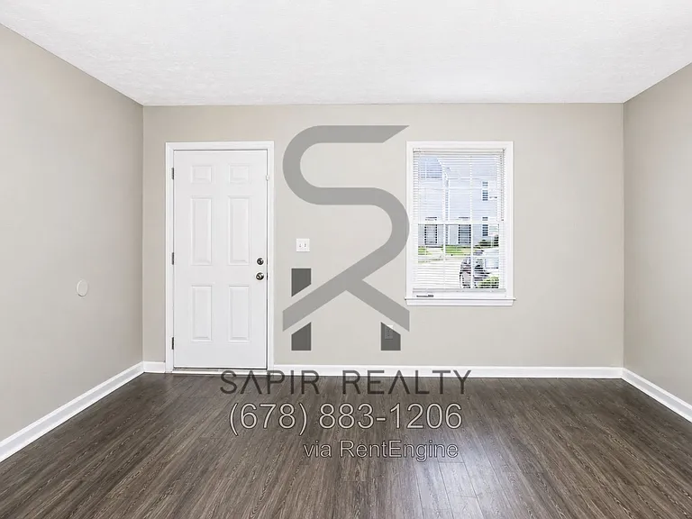 2642 Evans Mill Dr — Photo 4