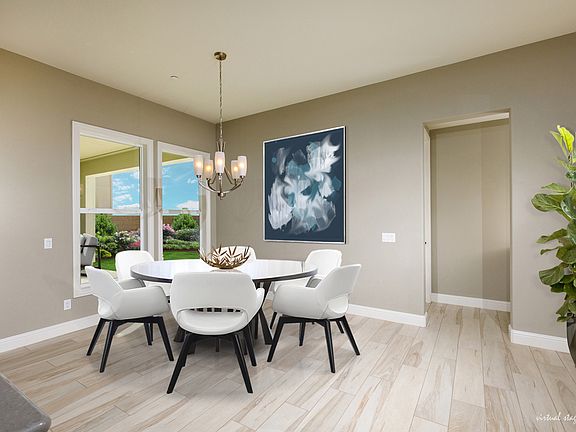 Spacious dining room perfect for entertaining.