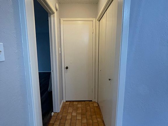 5th image of 2000 Valleywood Dr