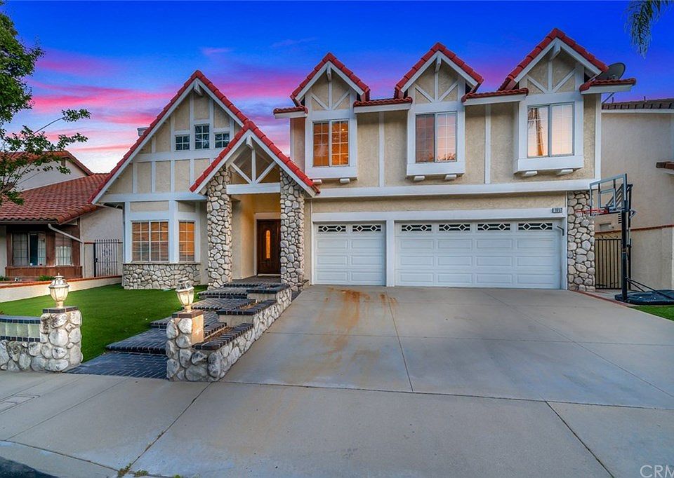 1st image of 1052 Summitridge Dr