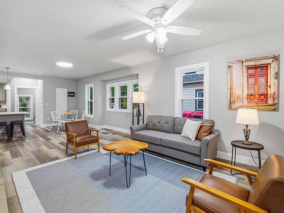 4th image of 579 Forest Ave
