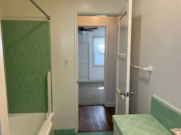 185 Ximeno Ave #C — Photo 18
