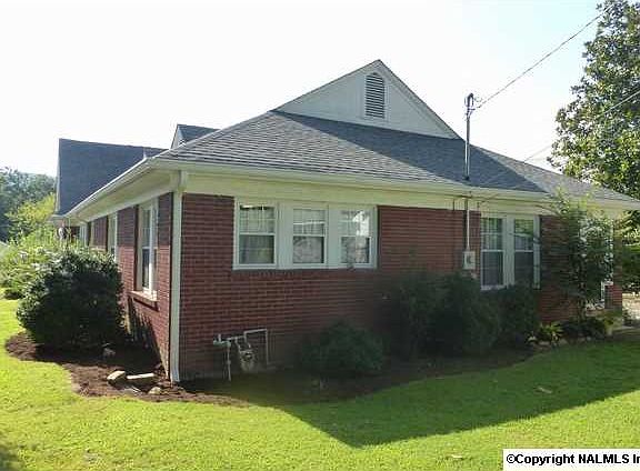 2nd image of 604 Forest Ave NW