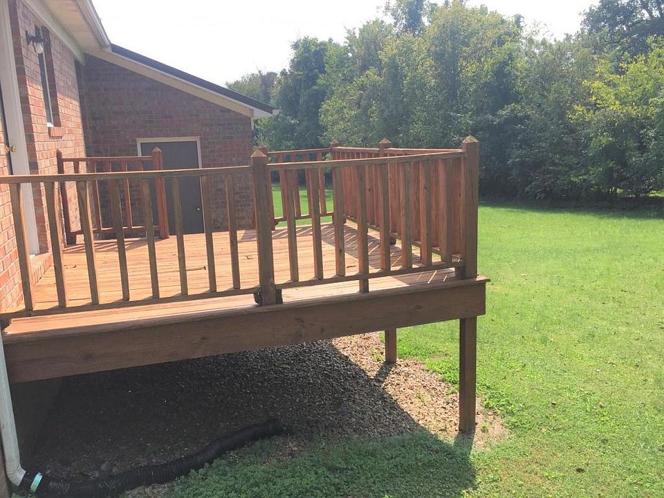 2nd image of 106B Trista Ln