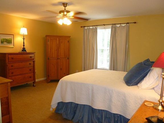 3rd image of 512 Waxford Way