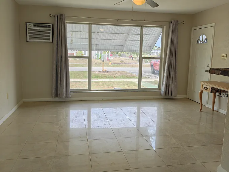 2240 Birchcrest Blvd — Photo 4