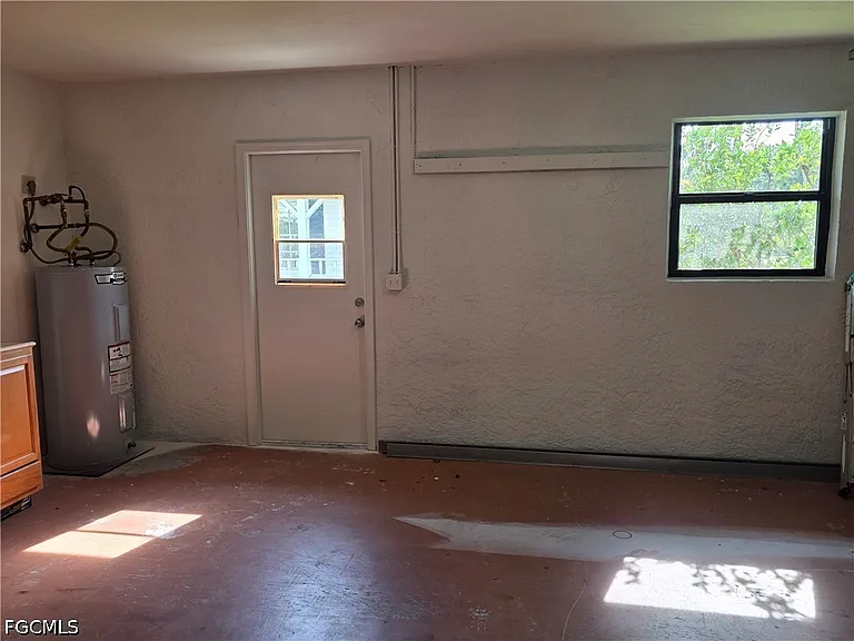 1250 Riverbend Dr — Photo 47