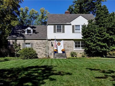 2763 Derbyshire Rd, Cleveland Heights, OH, 44106