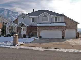 1988 Wyngate Cir, Sandy, UT 84092