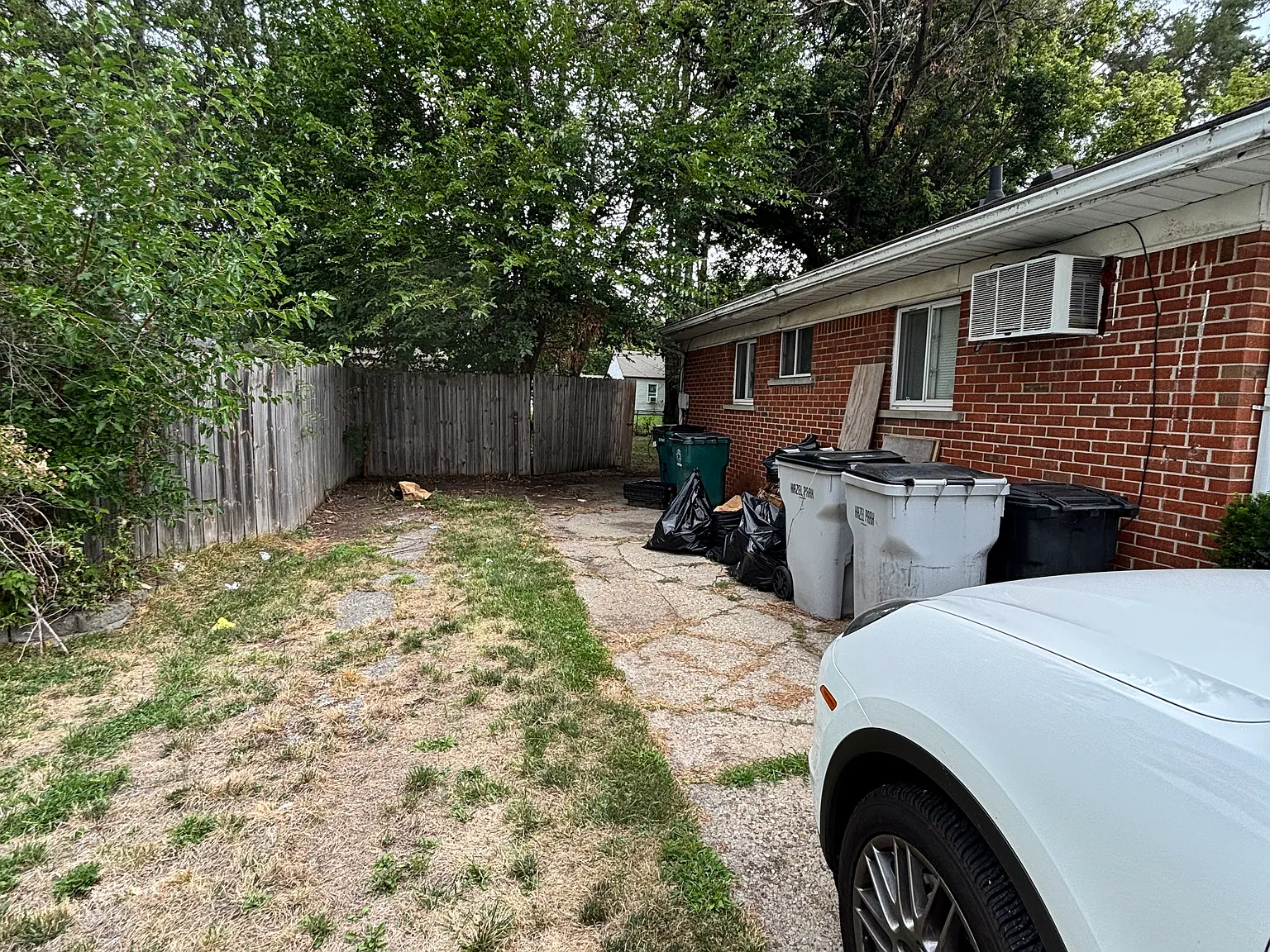 1 bed, 650 sqft, $895 — Photo 3