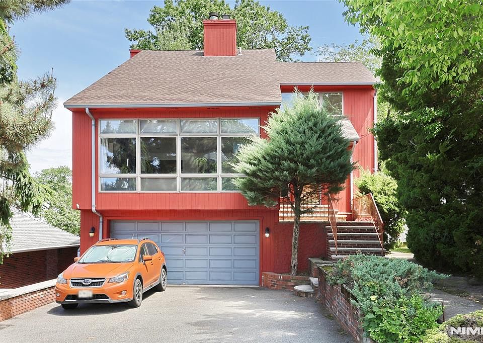 1st image of 245 Highland Ave