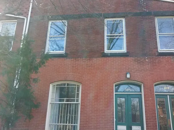 324 S 42nd St Floor 2, Philadelphia, PA 19104