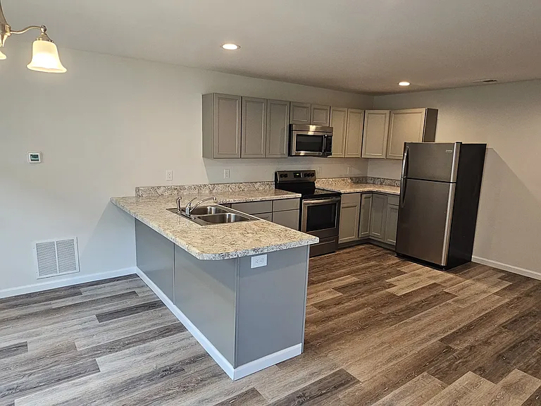 8022 Wilburn Way — Photo 7