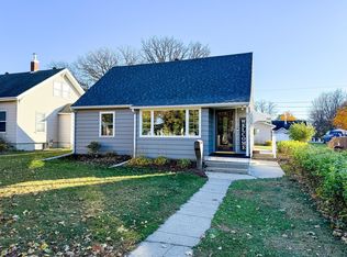 811 W Summit Ave, Fergus Falls, MN 56537