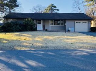 26 Laurel Ave, Jackson, NJ 08527