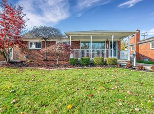 3158 Norwood Dr, Trenton, MI 48183