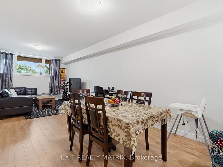 49 Cambridge St #A — Photo 9