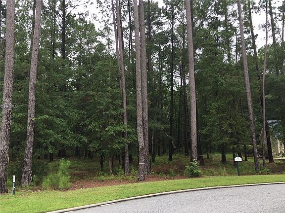 2nd image of 6 Wimbrel Ln